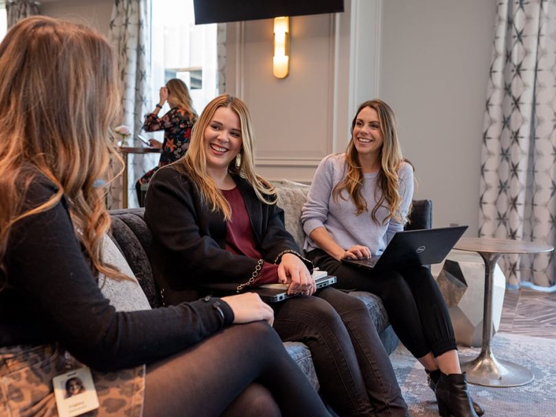 Team gathers at Kendra Scott