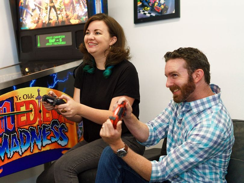 Versus team playing video games