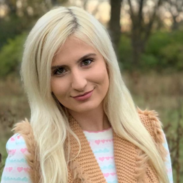 Image of Amanda Seeck