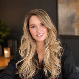 Image of Hannah Deason