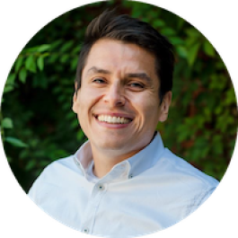 Image of Chris Cruz