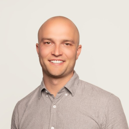 Image of Derek Leslie