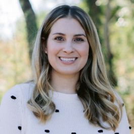 Image of Erin Pohl