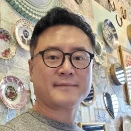 Image of James Lee