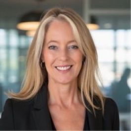 Image of Deanna Drum