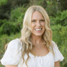 Image of Lily Asnes