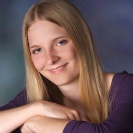 Image of Caitlin Riley