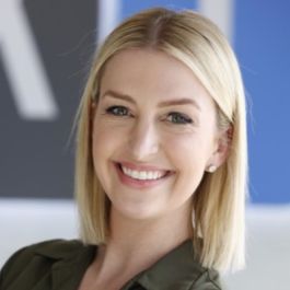 Image of Kelly Hanson