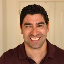 Image of Ernesto Salinas