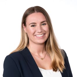 Image of Erin Lashbrook
