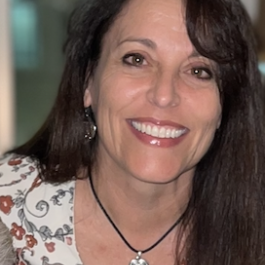 Image of Yvette Kamperin