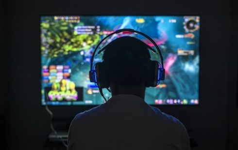 A Look Into The Gaming Industry Featuring Types Of Video Games Gaming Jobs Built In