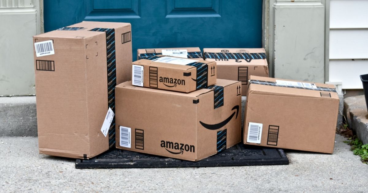 Sidewalk Robots To Begin Delivering Amazon Packages Built In